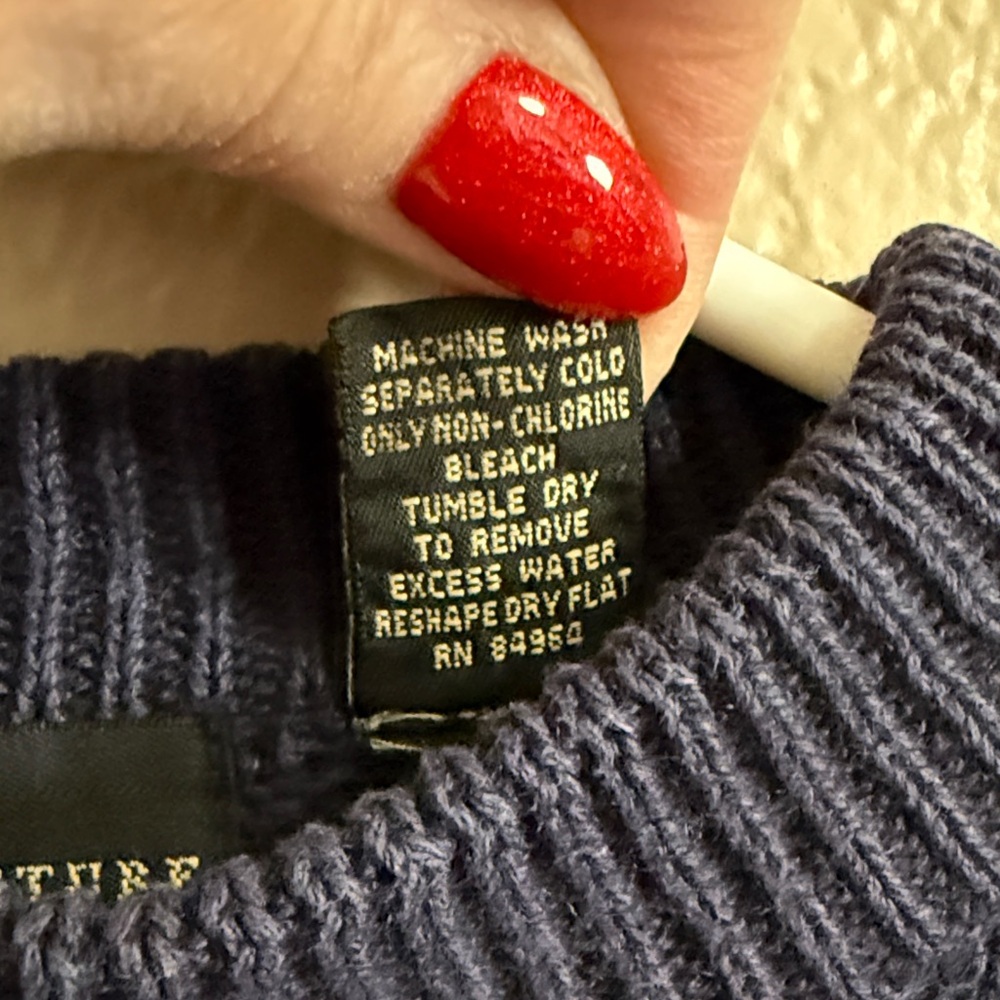 Vintage Flag embroidered Sweater - Picture 5 of 9